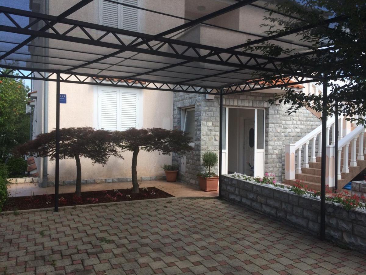 Apartments Malinska - Apartment 4 מראה חיצוני תמונה
