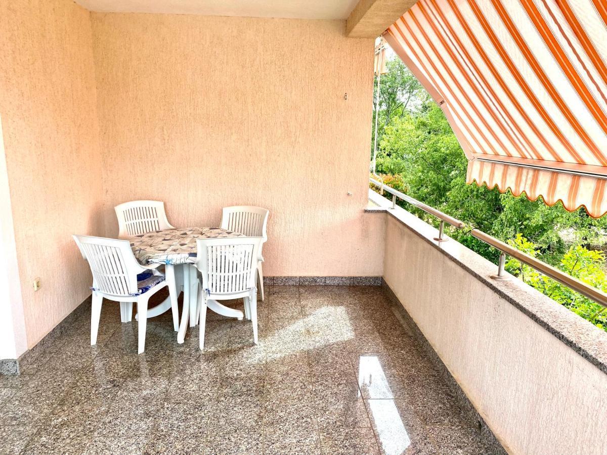 Apartments Malinska - Apartment 4 מראה חיצוני תמונה